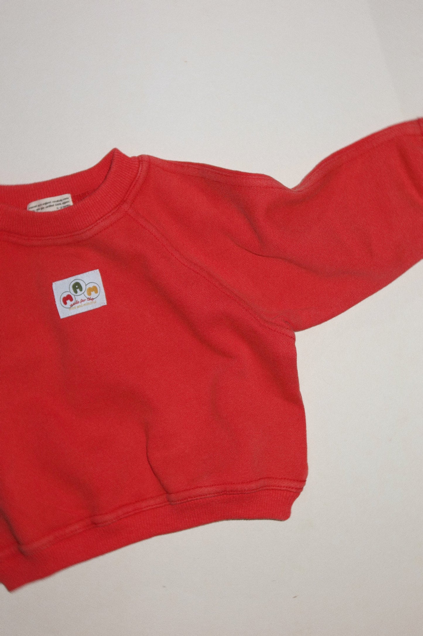The Raglan Pullover - Washed Red