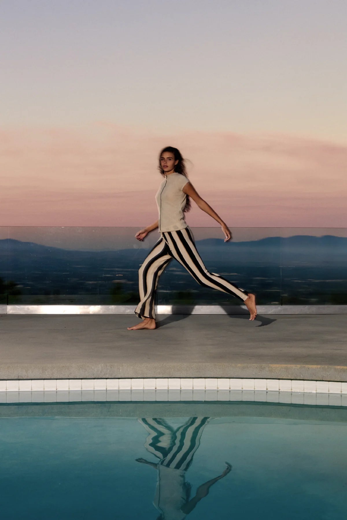 Stone Contrast Cotton Blend Top