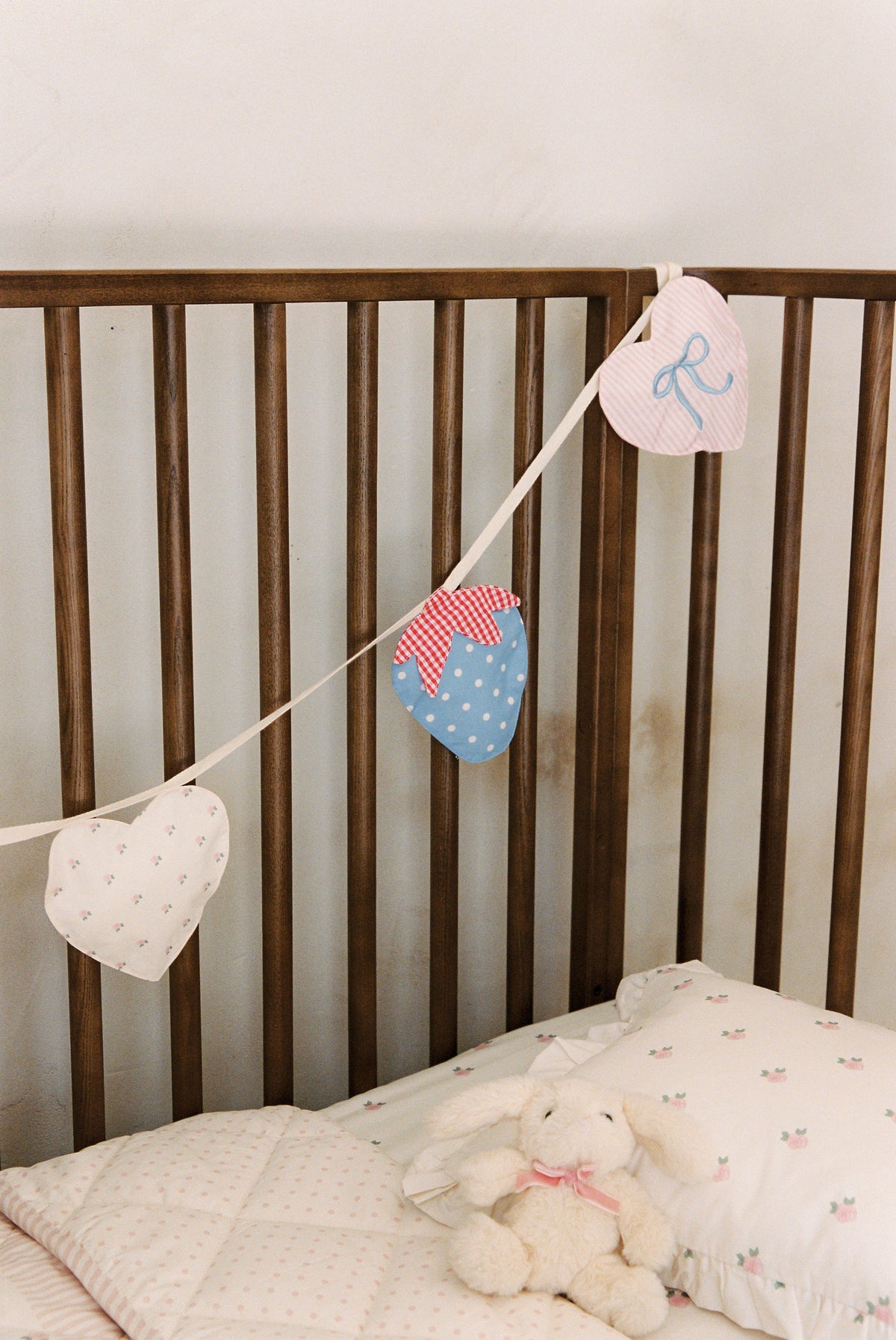 Room Banner - Strawberry Kisses