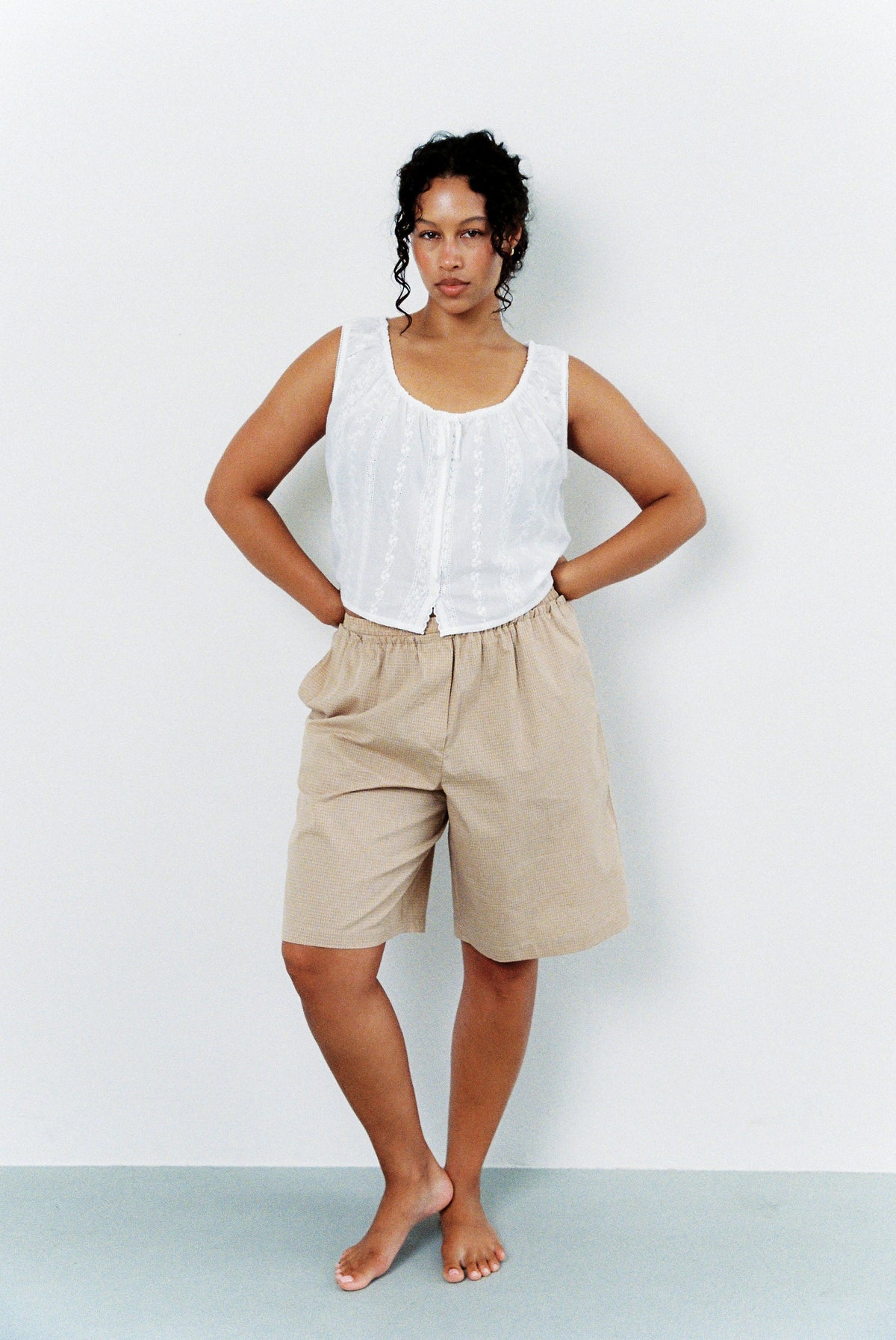 Vivi Bermuda Short - Wheat Check
