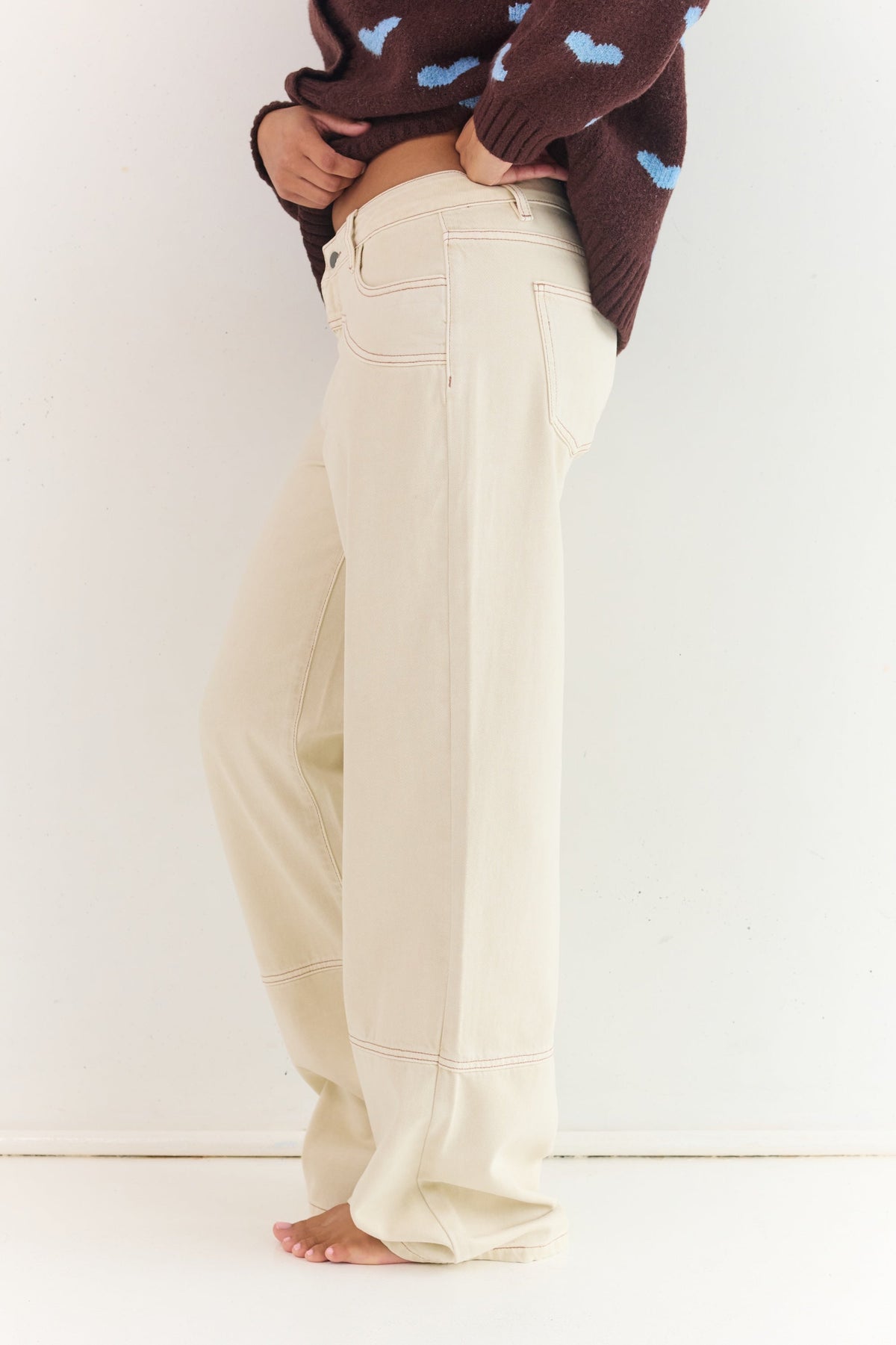 Ariana Jean - Ecru