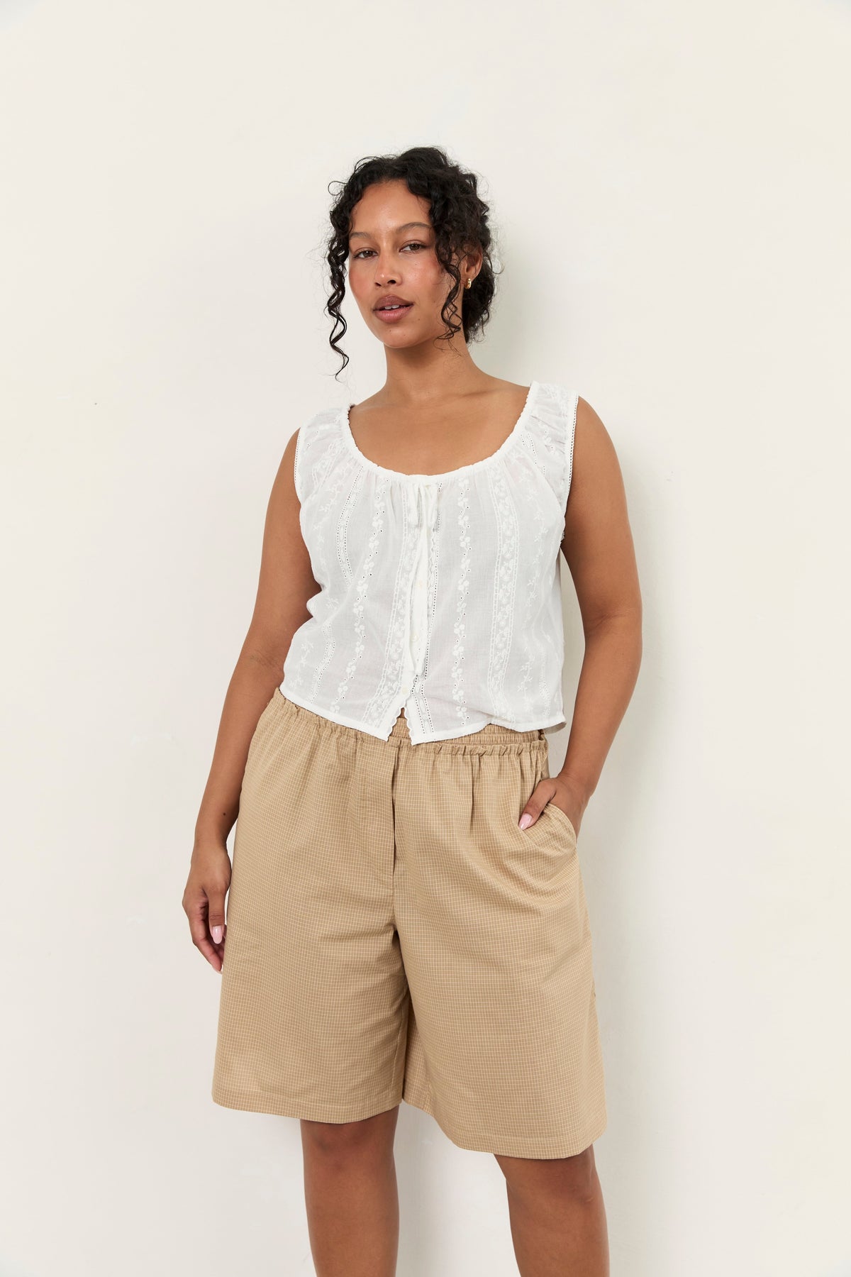 Vivi Bermuda Short - Wheat Check