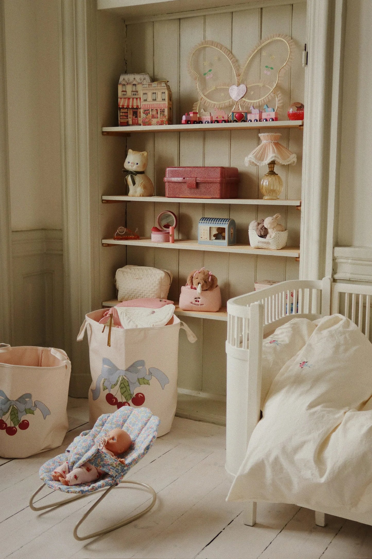Elisa The Doll