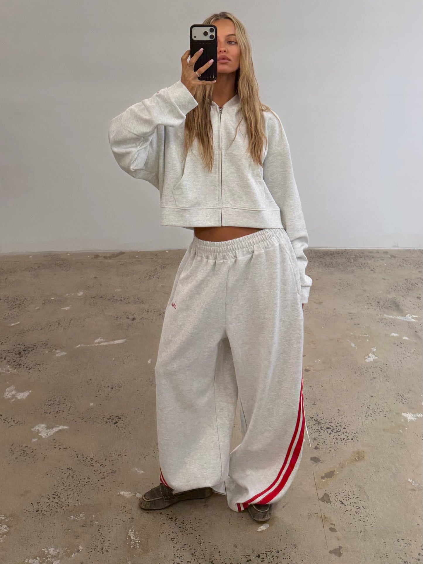 Barrel Pant Grey/Red