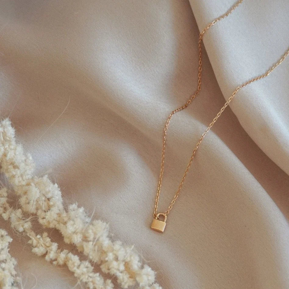 Mini lock best sale necklace